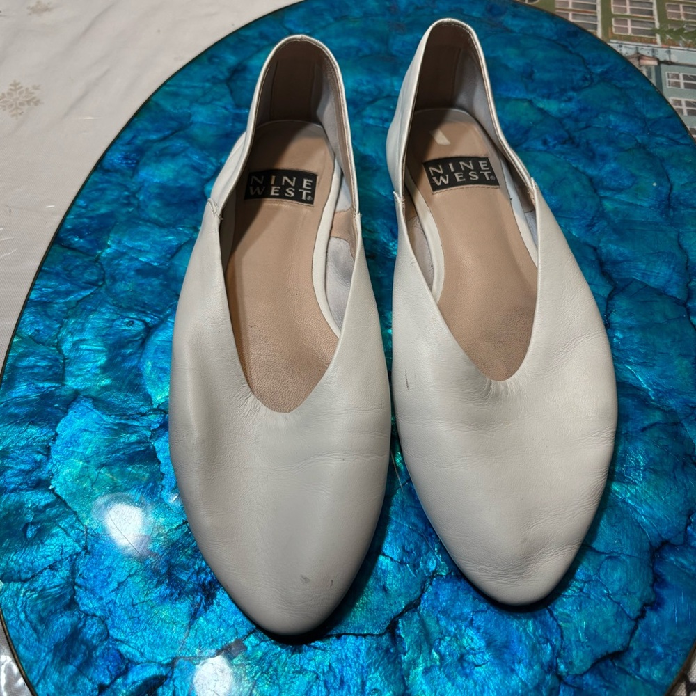 Nine West Flats 8